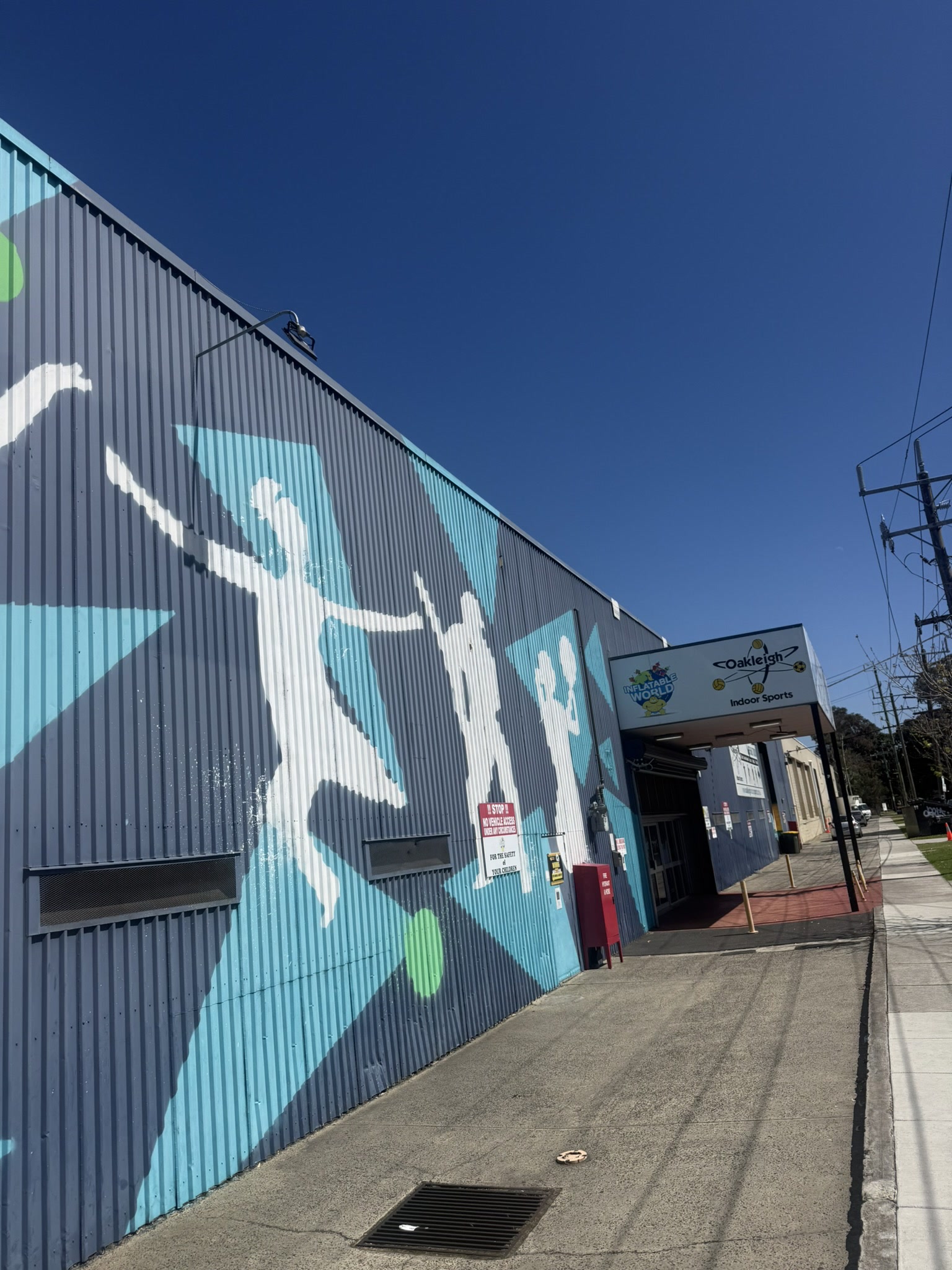 Entry mural at Inflatable World Oakleigh